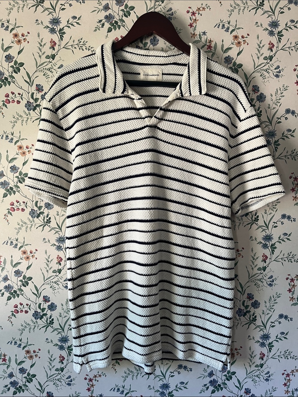 Lucky Brand White Polo Shirt with Dark Navy Textured Stripes in a Cotton Knit